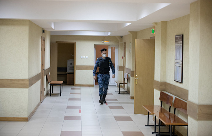 В Заречье 18 туляков оштрафовали за нарушение правил пребывания в судах