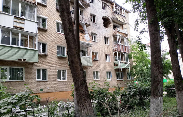 В Щёкине разбирают завалы в доме после удара вражеского БПЛА