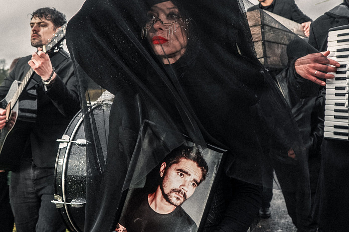 Группа The Hatters сняла клип на новую песню «Весело» в Тульской области