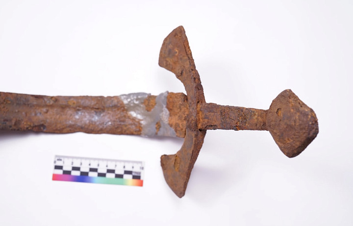 В Тульской области найден прибалтийский меч Десюкишкес конца XIII- начала XV веков