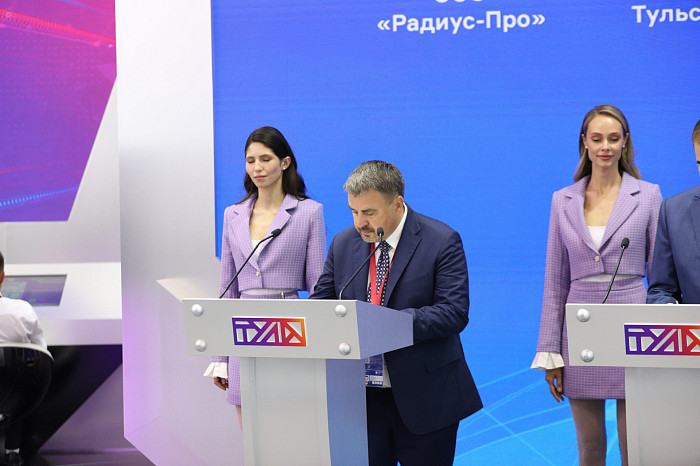 Почти 51,5 млрд рублей инвестиций и сотни новых рабочих мест. Каким был для Тульской области второй день ПМЭФ