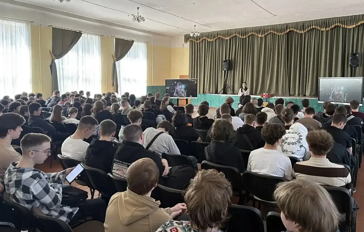 Тульские школьники и студенты СПО участвуют в программе «Проводники смыслов»