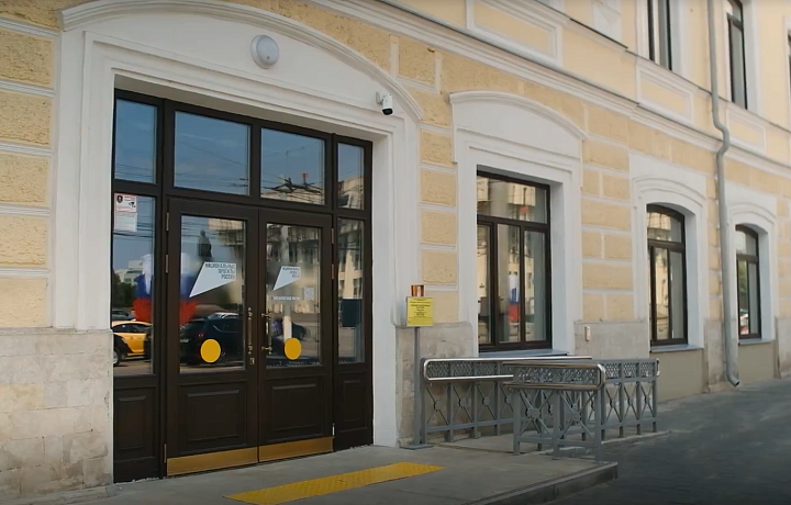 В Туле фирму, ремонтировавшую театр кукол, оштрафовали на 250 000 рублей за узбека-нелегала: субподрядчик брал вину на себя и даже сделал фиктивные документы