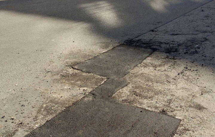 ﻿На улицах Тулы продолжается ямочный ремонт дорог