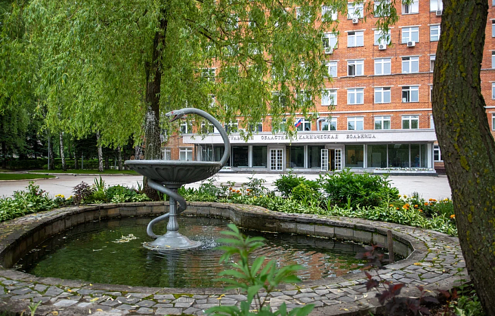 Трое туляков, пострадавших от падения БПЛА, все еще находятся в больнице