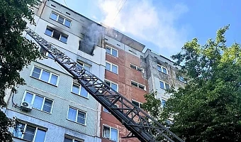 В Туле спасли ребёнка из горящей квартиры на улице Демидовской