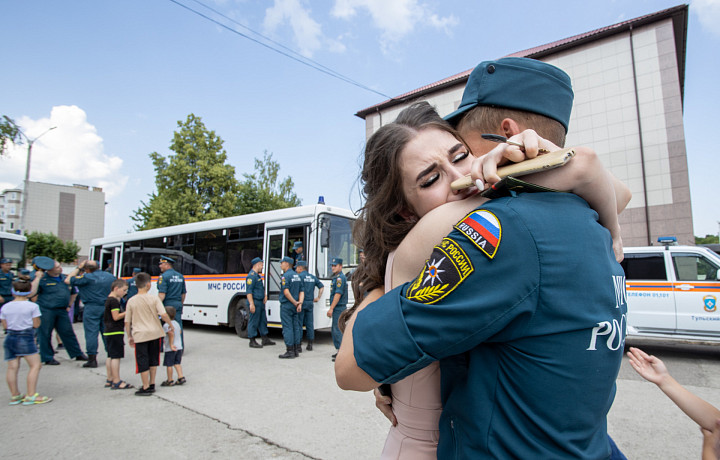 «Мы работаем не за госнаграды»: Сотрудники Тульского спасцентра рассказали о работе в Мариуполе