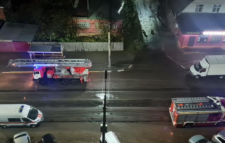 На улице Академика Обручева в Туле заметили пожарные машины