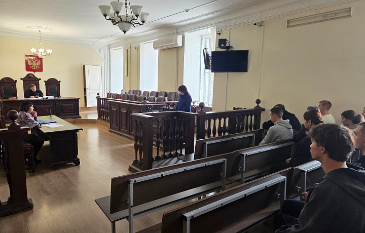 Сложил свастику из Георгиевских лент: В Туле судят украинца, обвиняемого в реабилитации нацизма