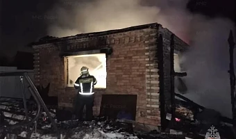 В Туле из-за пожара на общем балконе в жилом доме эвакуировали 12 человек