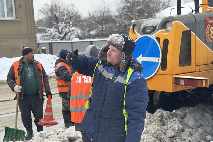 В Туле плавят снег, который засыпал город во время циклона Фрэнсис