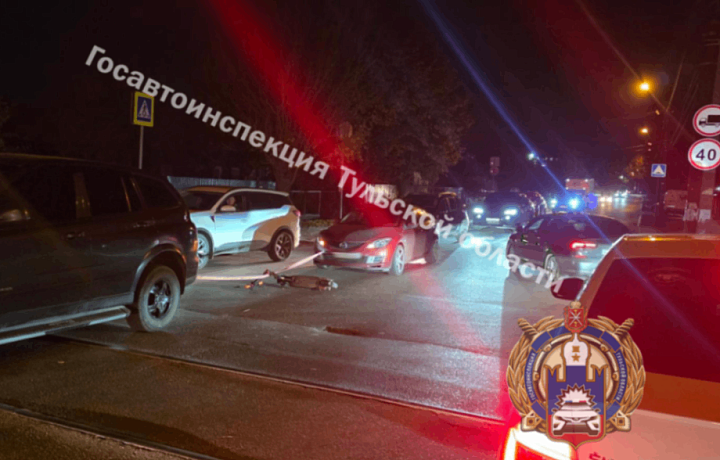 Подросток попал в больницу после ДТП на улице Болотова в Туле