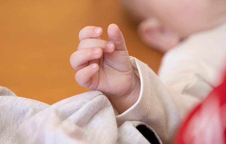 Стали известны популярные и необычные имена новорожденных в декабре в Тульской области