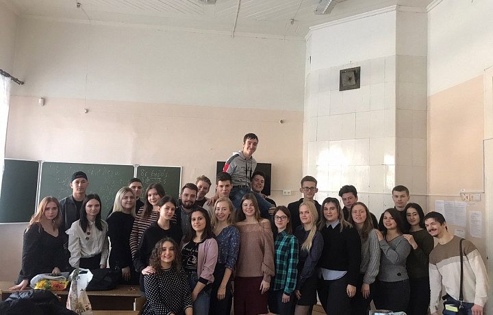 «Писал лекции в планшете носом» – туляк с инвалидностью поделился опытом очного обучения в университете