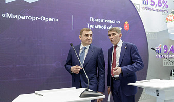 Губернатор Дмитрий Миляев поздравил с днем рождения помощника президента РФ Алексея Дюмина