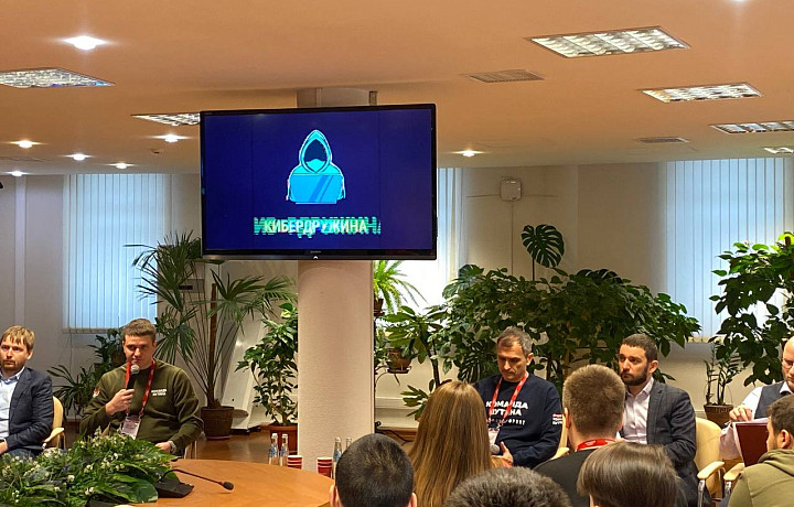 В Тулу приехал блогер Юрий Подоляка