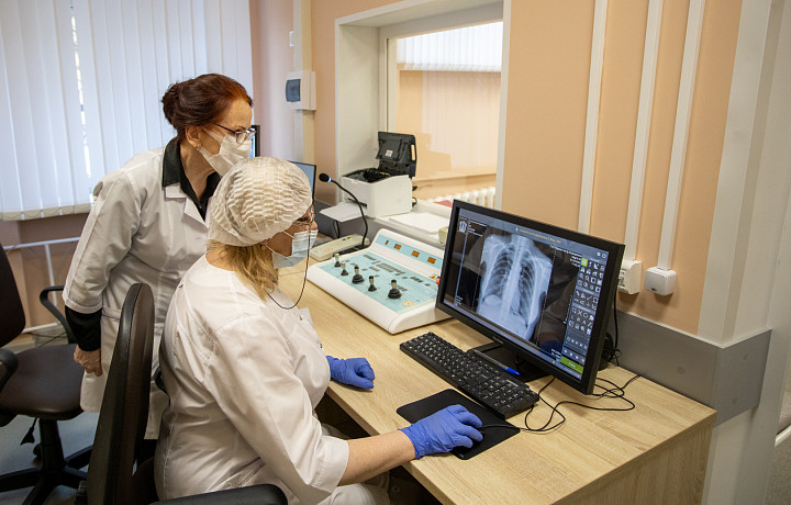 Курение, лишний вес и малоподвижность: что негативно влияет на лёгкие, и какие последствия могут быть 