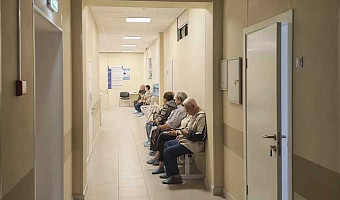 В посёлке Новогуровский открыли поликлинику после капитального ремонта
