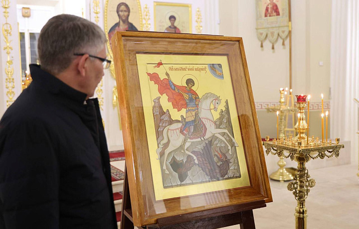 Миляев от имени туляков передал казанскому храму икону святого Георгия Победоносца