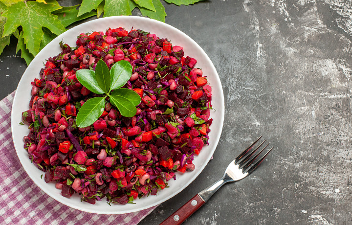 Вкус лета: сколько стоит приготовление винегрета в Туле, и как сделать его максимально полезным