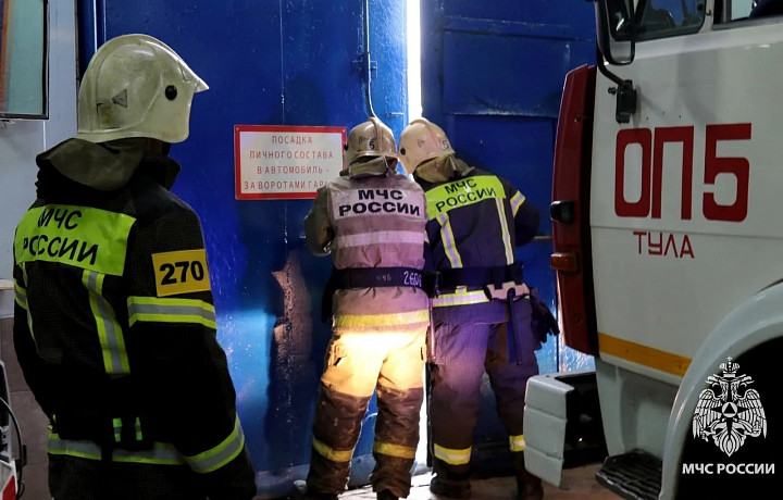 В Туле произошёл пожар в квартире на улице Тихмянова