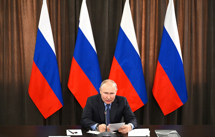 Президент Путин отметил заслуги жителей Тульской области госнаградами
