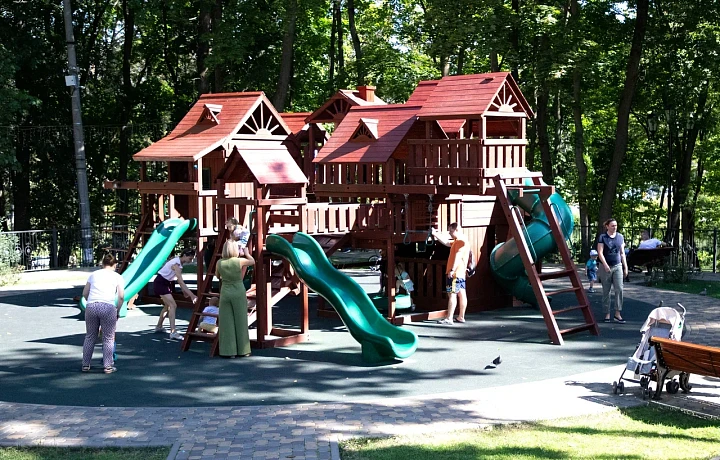 Зеркало родителей: главные принципы правильного психологического воспитания детей