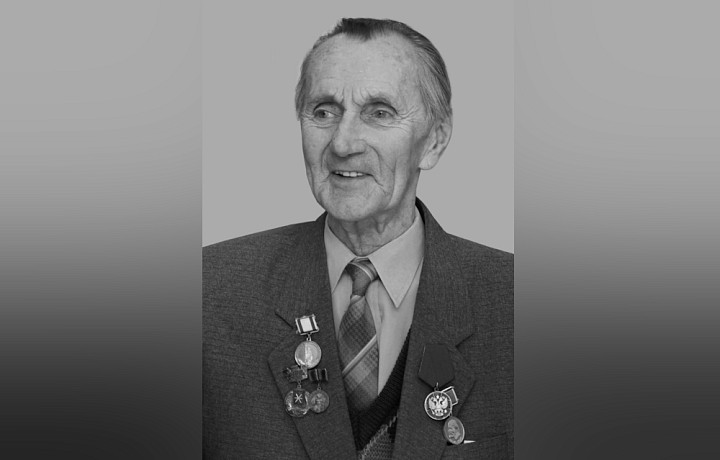 В Туле умер ветеран труда и педагог Лев Пономарев