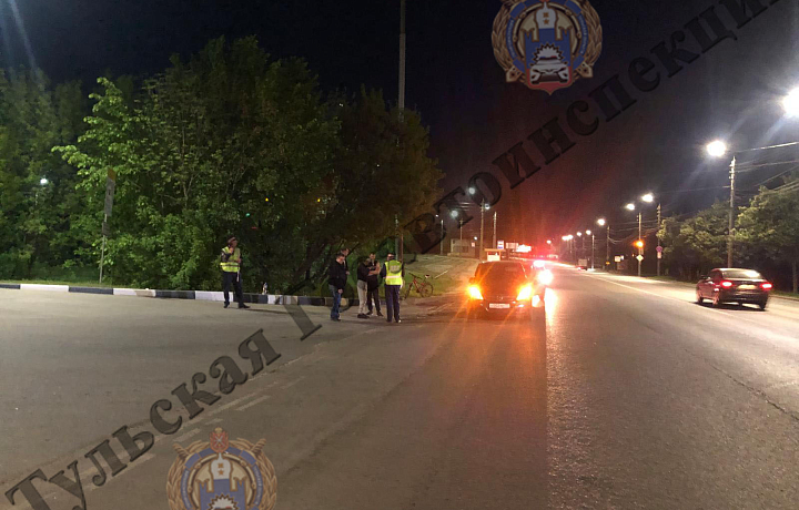 В Туле на Одоевском шоссе водитель Opel сбил мальчика-велосипедиста