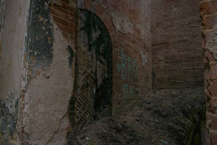 От белоснежного дворца до руин: историческая заброшка - усадьба Мальцева в селе Воскресенское