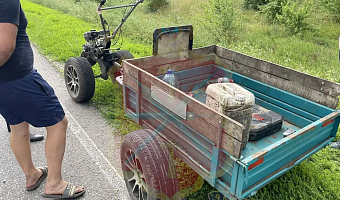 В Куркинском районе рецидивист украл мотоблок с прицепом