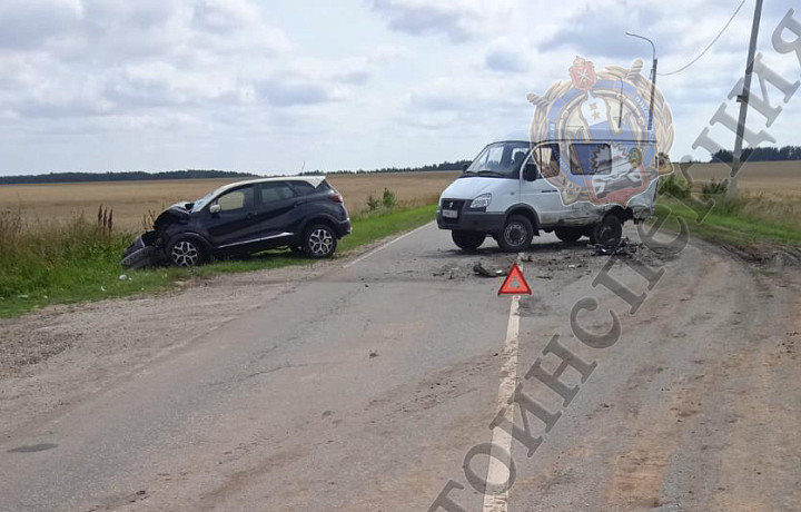 В Богородицком районе водитель легковушки попал в больницу после ДТП с «ГАЗелью»