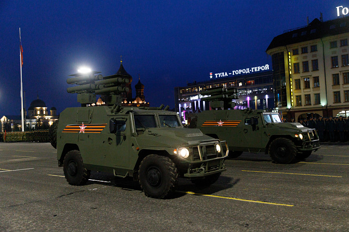 Первая репетиция Парада Победы прошла на площади Ленина в Туле