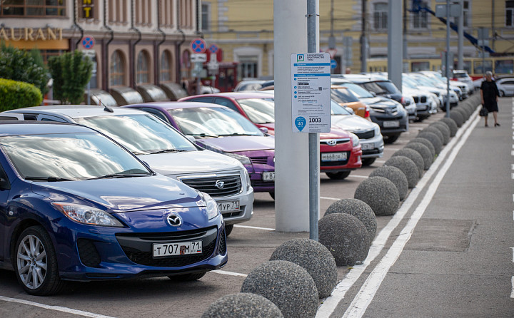 Платные парковки за год принесли бюджету Тулы почти 100 млн рублей 