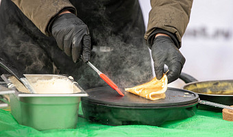 Диетолог назвала негативные последствия от переедания блинов