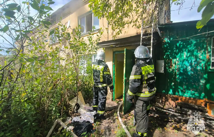 В пожаре на улице Дружбы в Дубне пострадал 60-летний мужчина, получивший ожоги
