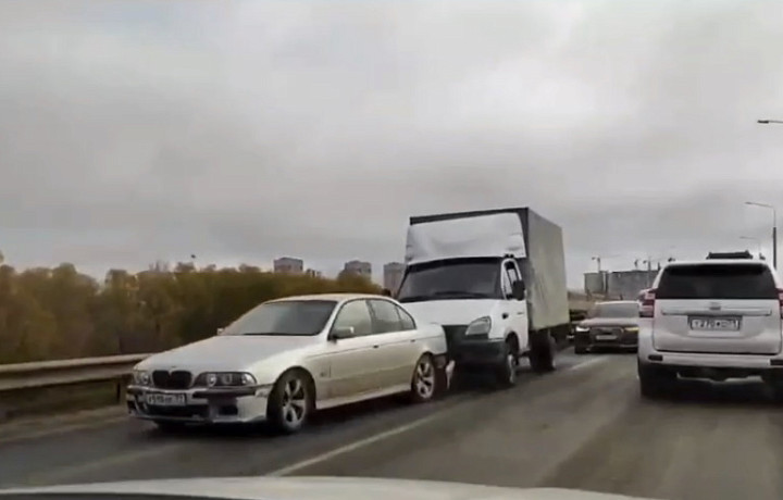 На Калужском шоссе в Туле образовалась пробка из-за ДТП