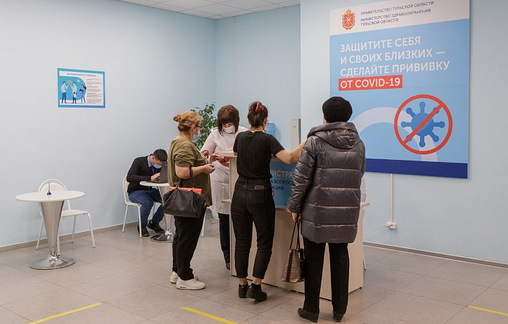 Более 30 человек привились от коронавируса в Туле в новогодние праздники