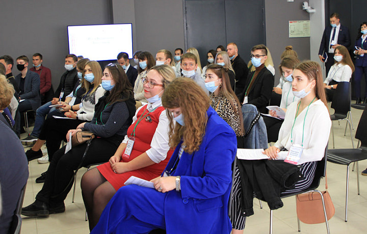 Росмолодежь потребовала с жительницы Тульской области 1,7 млн рублей гранта после форума «Куликово поле»: организатор не предоставила никаких отчетов