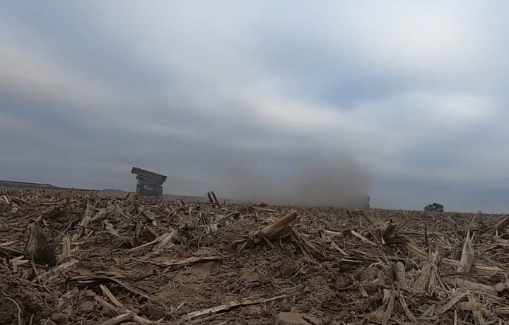 «40 снарядов за 20 секунд»: Минобороны показало работу тульских РСЗО «Град» на полигонах Беларуси