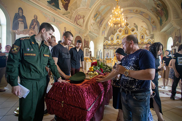 «Санёк» – знакомые погибшего на Украине 19-летнего военного из Дубны рассказали о его жизни