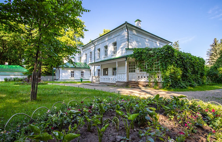 Музей-усадьба «Ясная Поляна» изменит график работы с 1 августа