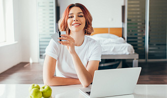 Зарплата специалистов рекламы выросла до 65,1 тысяч рублей в Тульской области