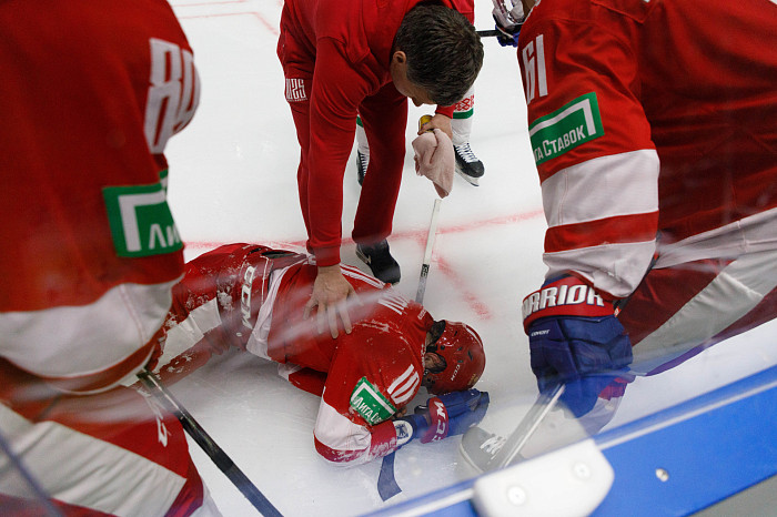 Фоторепортаж: как прошел матч между национальными сборными России и Беларуси