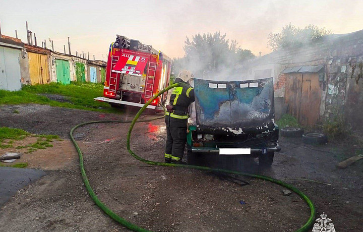 Два пожара потушили за минувшие сутки в Тульской области
