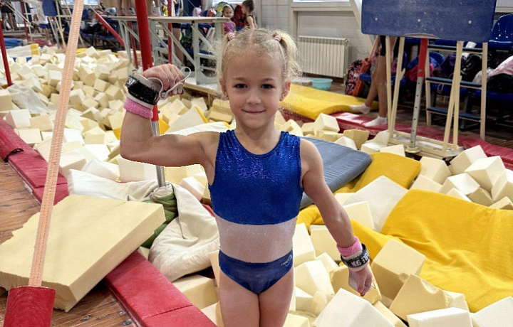 Юная тульская гимнастка попала в Книгу рекордов России