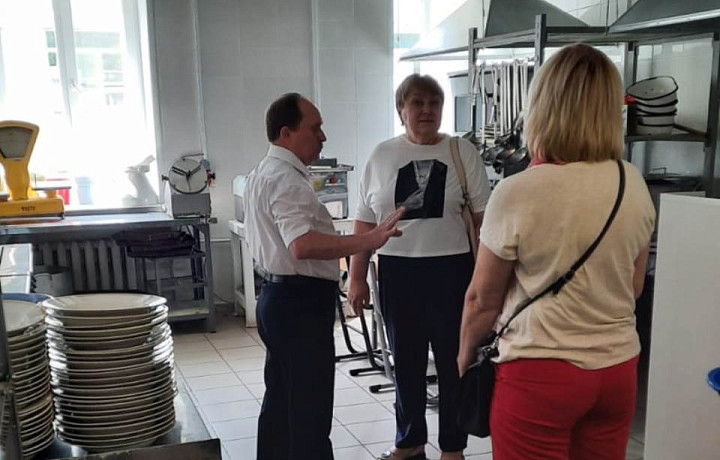 В Пролетарском округе Тулы прошла приемка школ