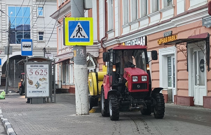 На уборку Тулы 12 августа выйдет около 80 единиц техники