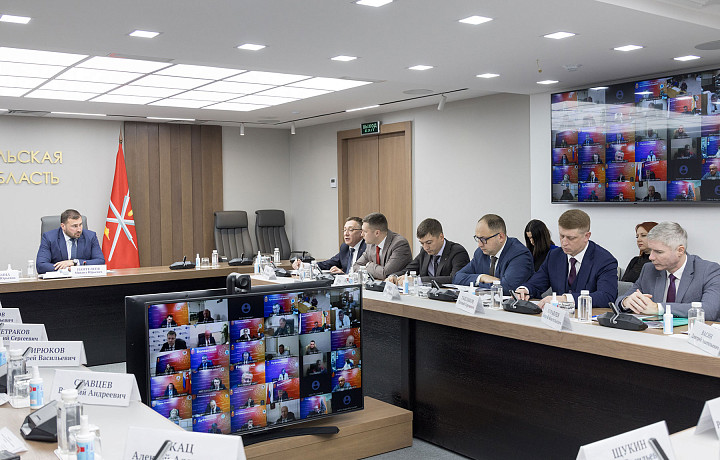 Правительство Тульской области проверило готовность служб к работе в новогодние праздники