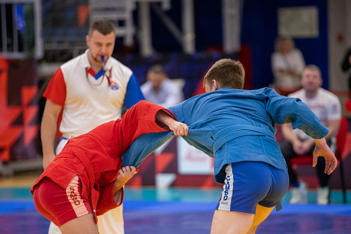 Больше 180 сотрудников ФСБ и учащихся профильных вузов прибыли в Тулу на чемпионат по самбо